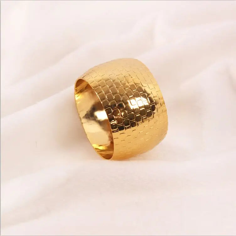 Gold Metal Napkin Ring – Hotel Collection