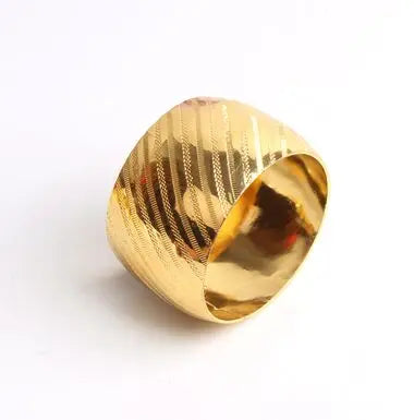 Gold Metal Napkin Ring – Hotel Collection