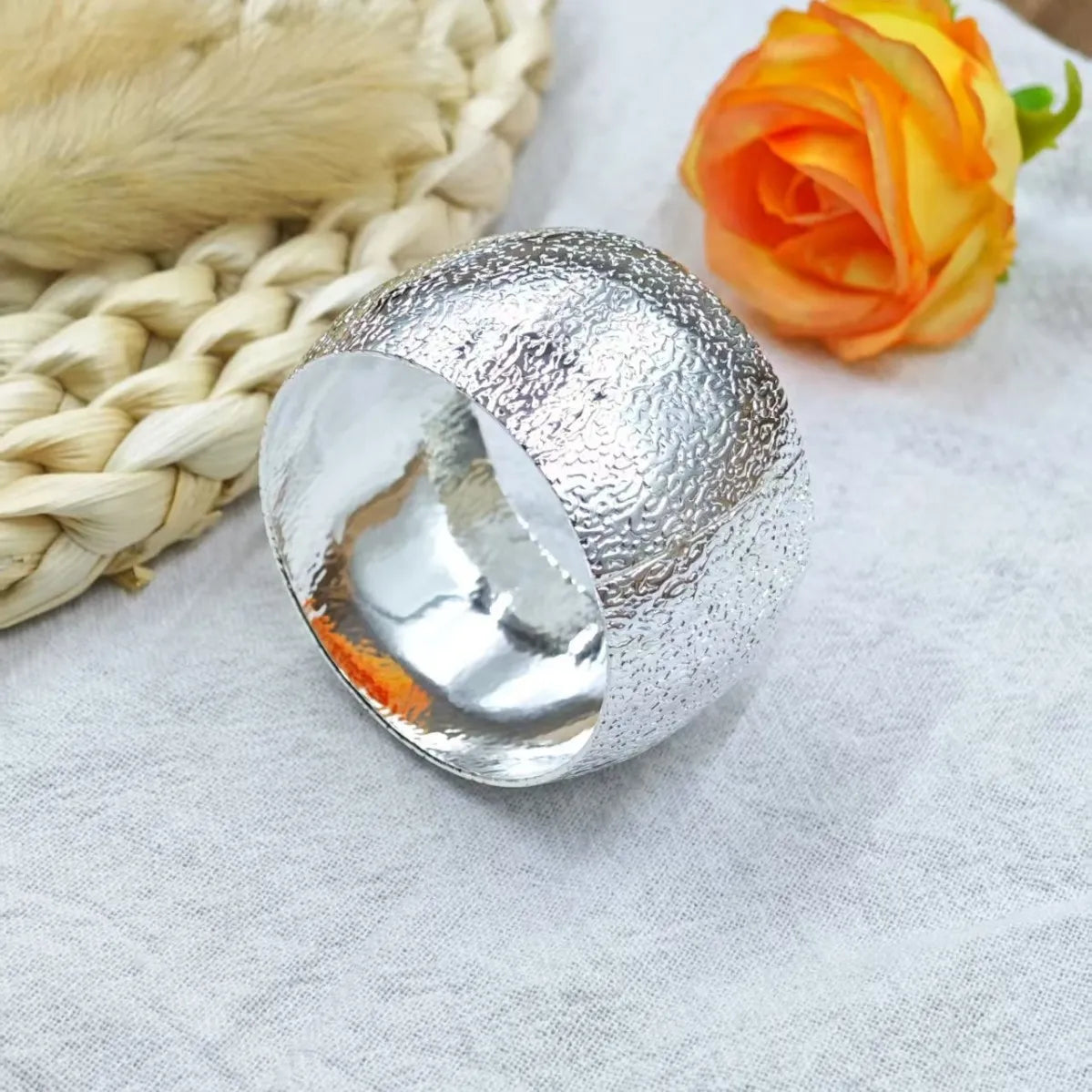 Gold Metal Napkin Ring – Hotel Collection