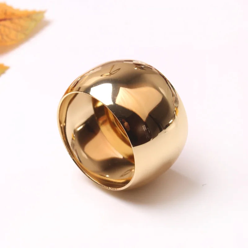 Gold Metal Napkin Ring – Hotel Collection