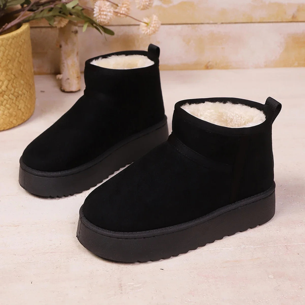Sheepskin Wool Lined Women's Snow Boot