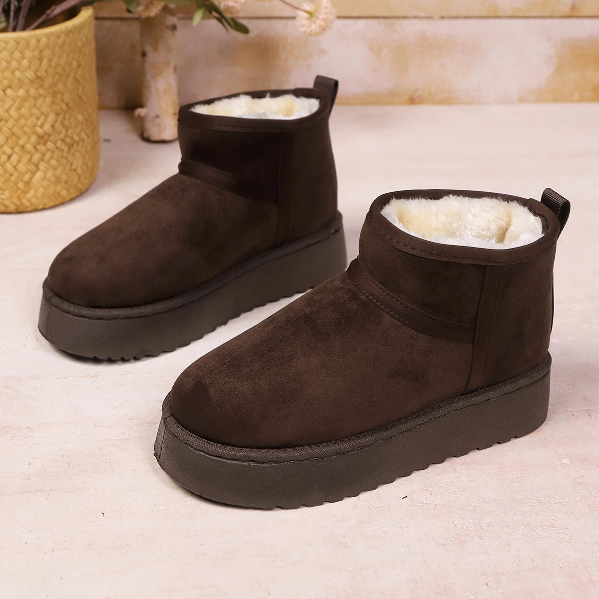 Sheepskin Wool Lined Women's Snow Boot